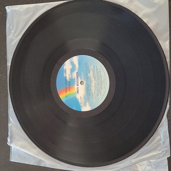 1987 STEPHANIE MILLS Album - Picture 3 of 7